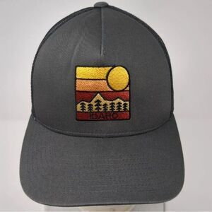 NWT Gray Trucker Hat Black Mesh Idaho/Northwest Sunset Snapback Cap
